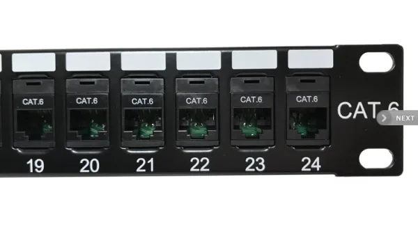 PANEL 19" 24 PUERTOS RJ45 1U C-6 UTP 92MM GTLAN - Imagen 3