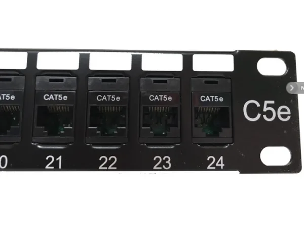 PANEL 19" 24 PUERTOS RJ45 1U C-5e UTP 92MM GTLAN - Imagen 3